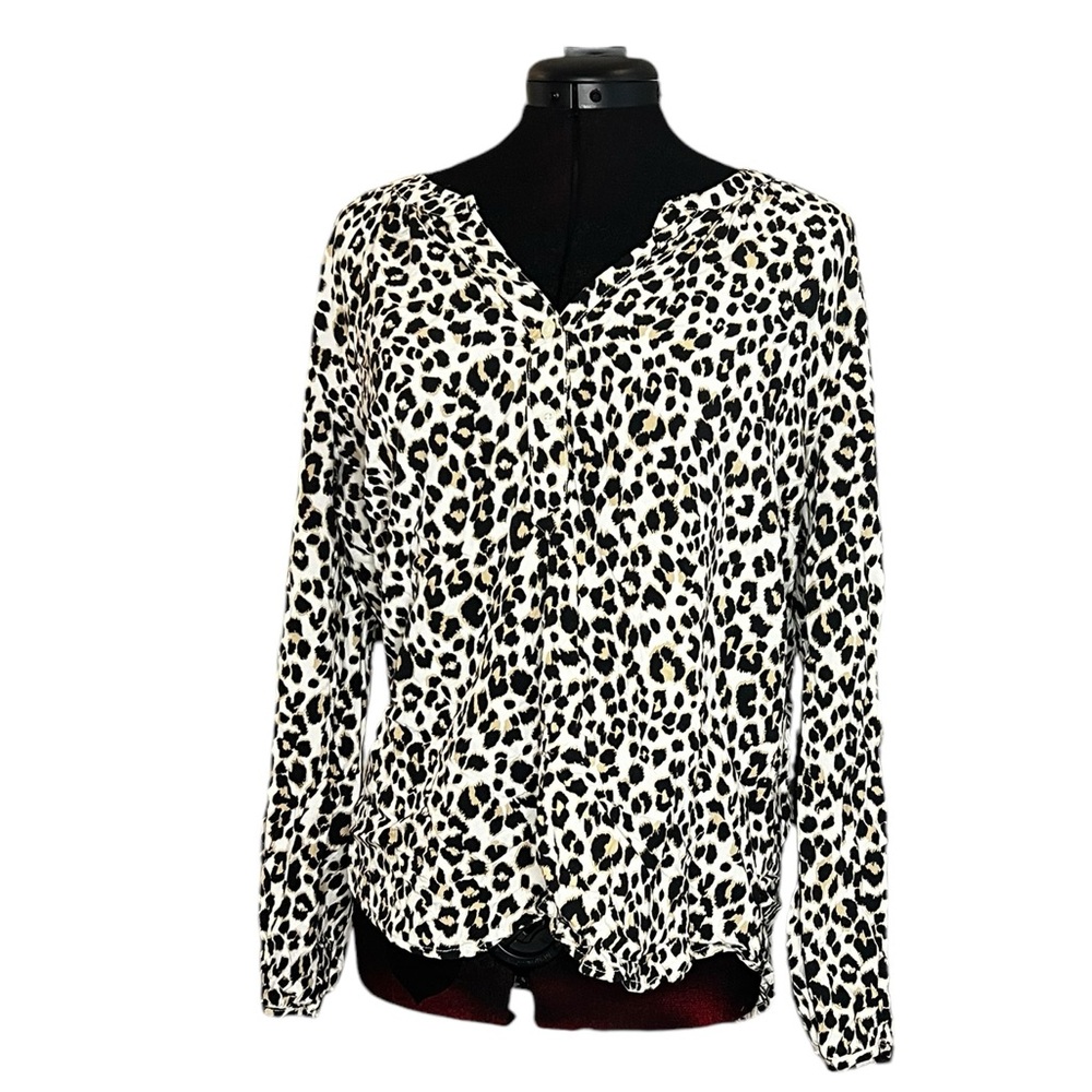 Old Navy Beige Leopard Print V-Neck Long Sleeve Casual Top Women's Size L